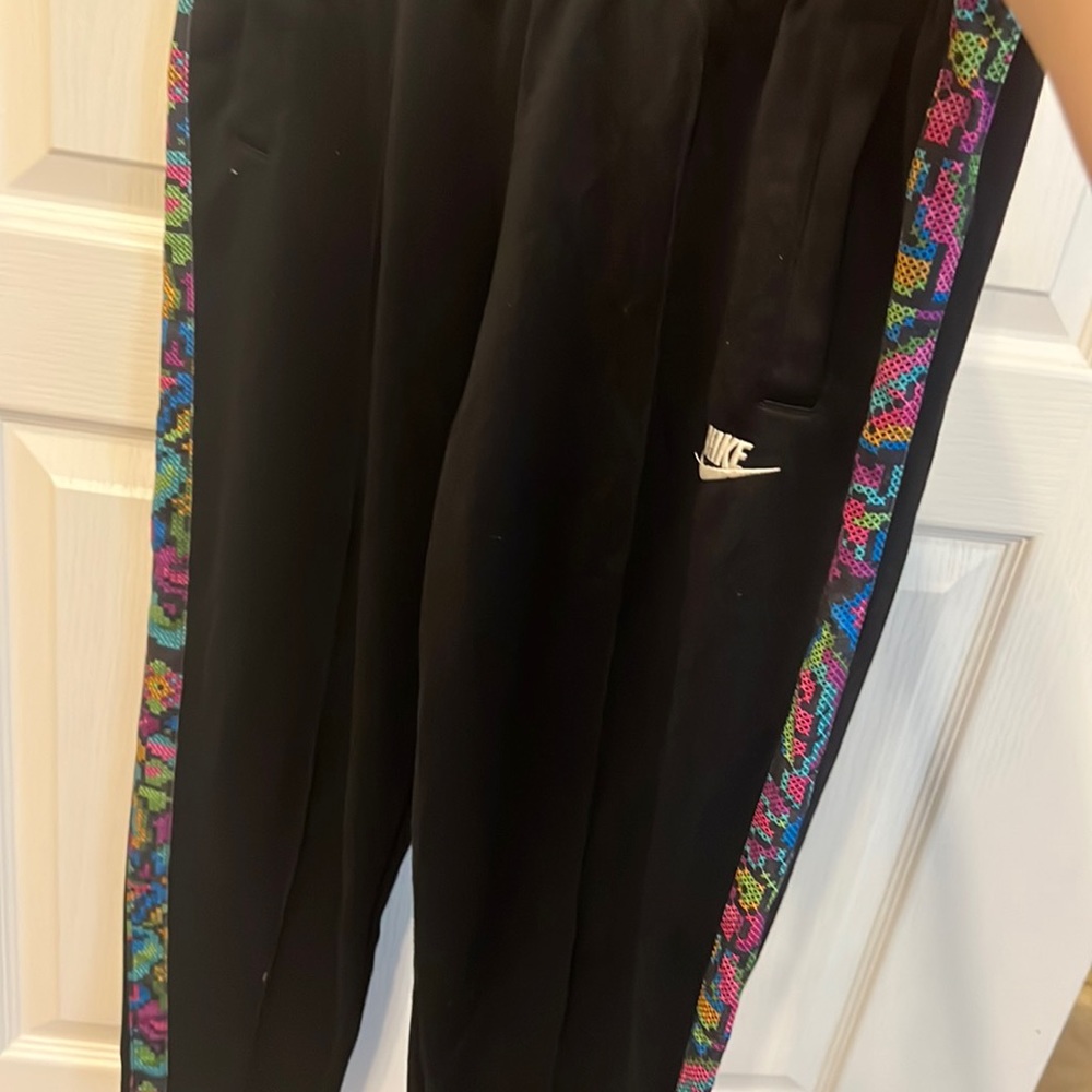 Women’s nike pants